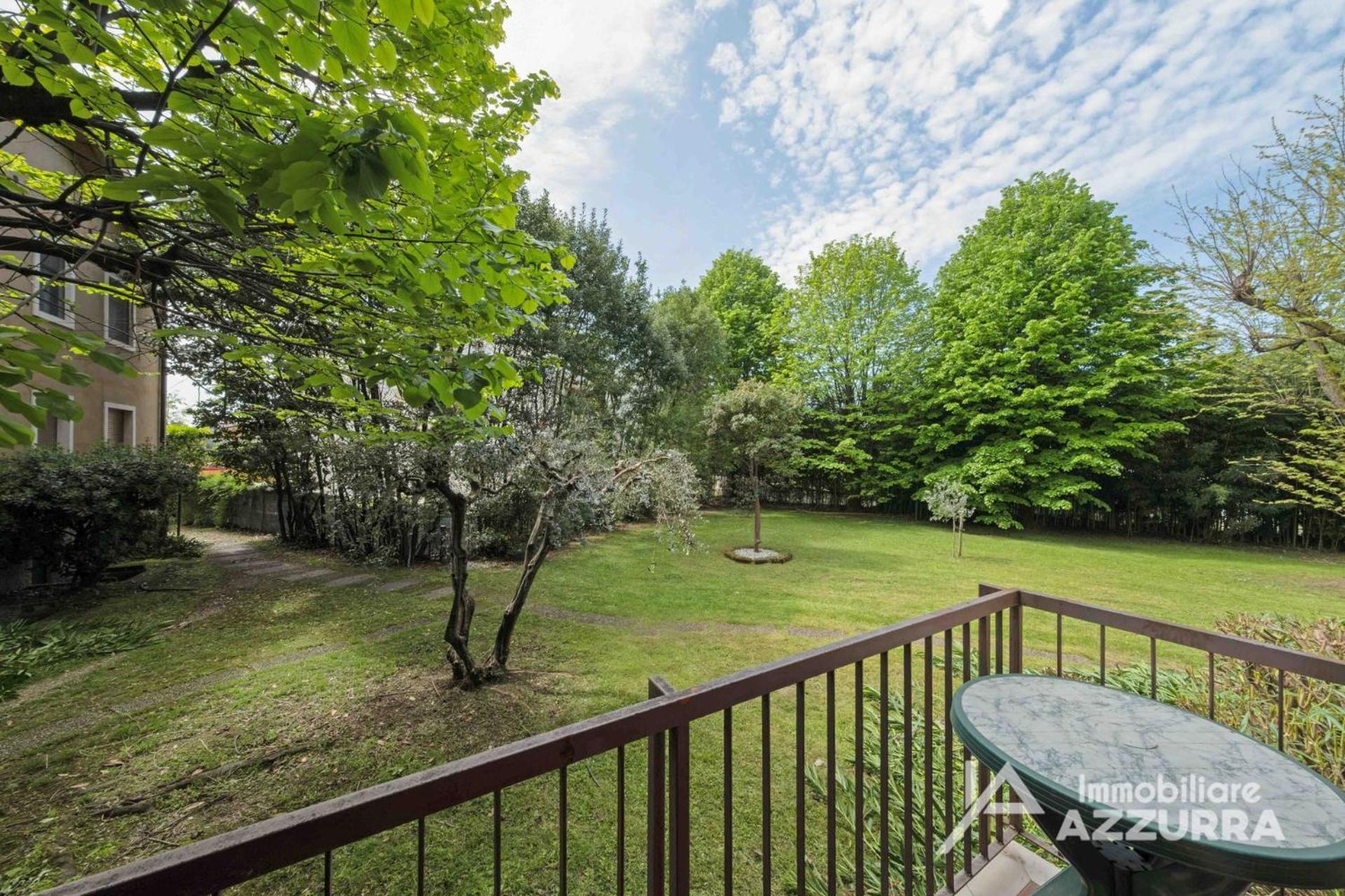 Darina - Immobiliare Azzurra Appartement Lazise Buitenkant foto