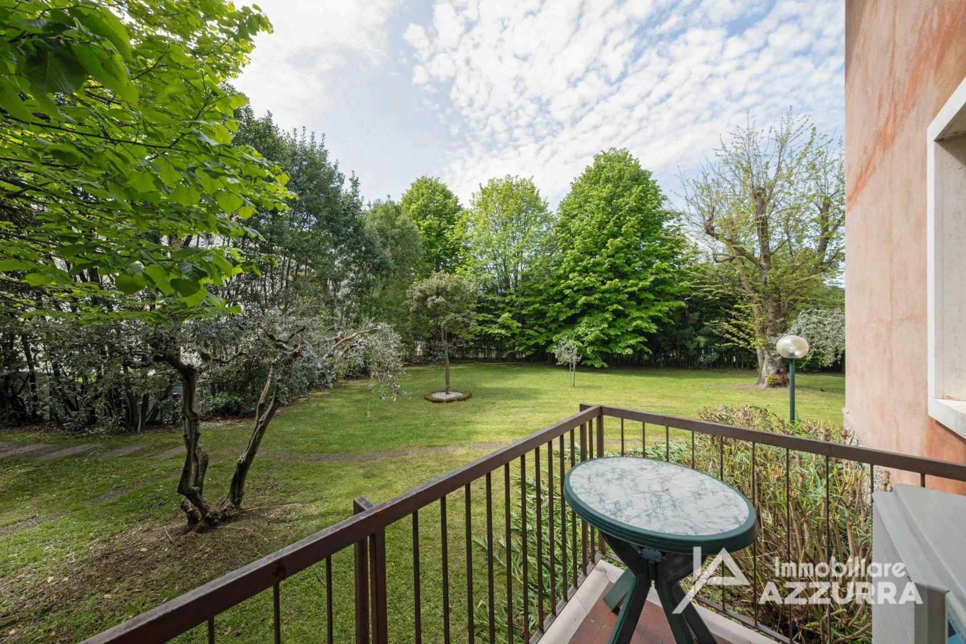 Darina - Immobiliare Azzurra Appartement Lazise Buitenkant foto